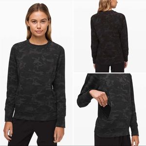 NWT Lululemon scuba crew size 2